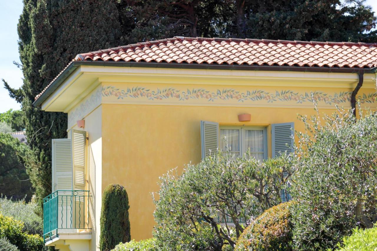 Hotel Royal-Riviera Saint-Jean-Cap-Ferrat Exterior photo