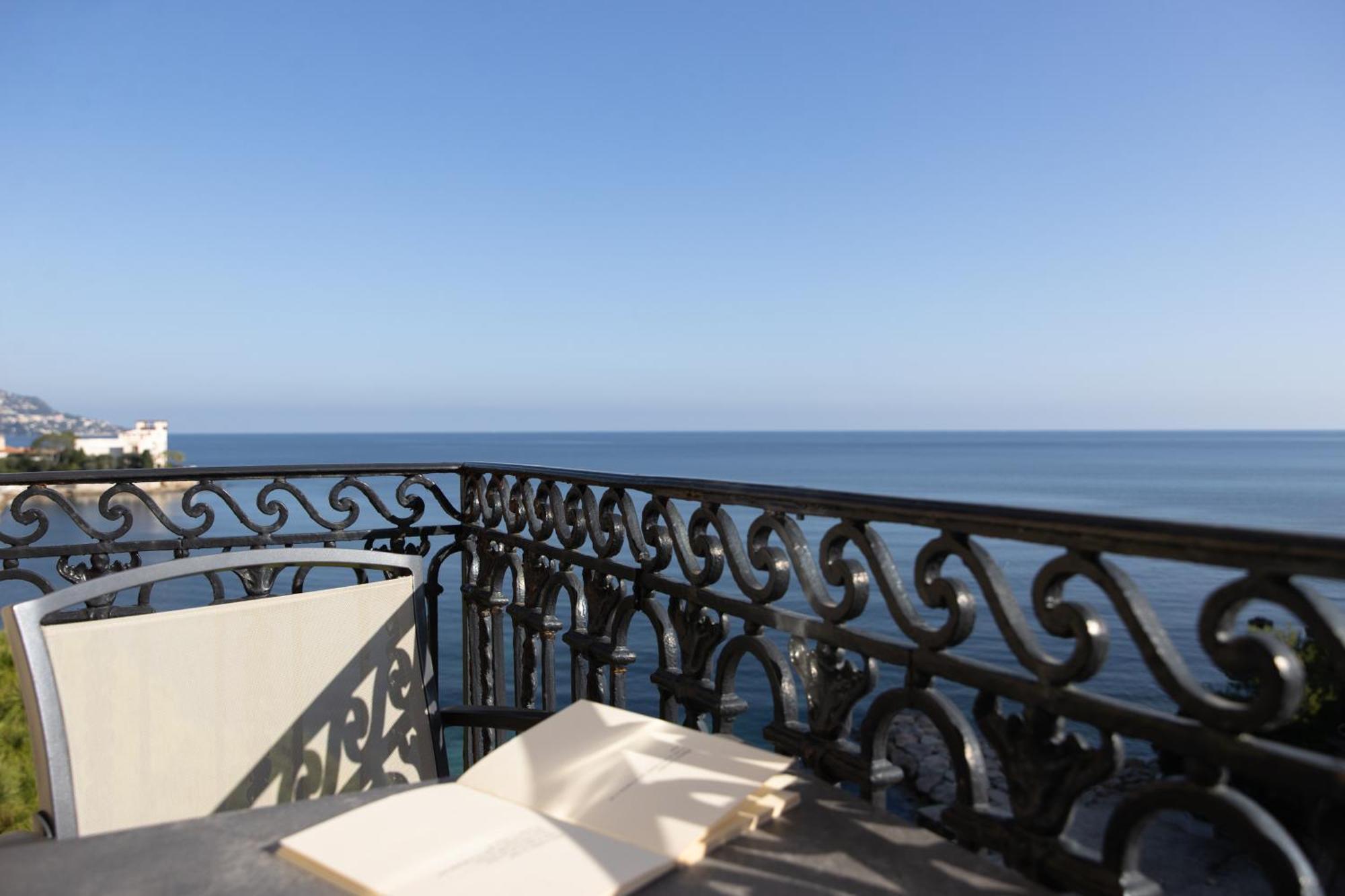 Hotel Royal-Riviera Saint-Jean-Cap-Ferrat Exterior photo